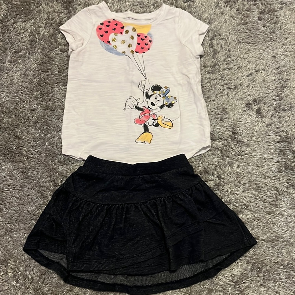 Gently used mini skirt outfit size 24m
